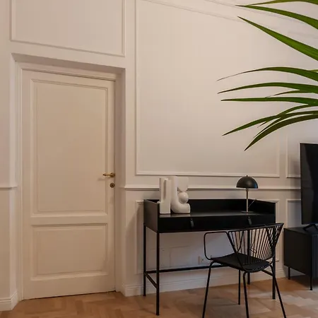 Toscana 6 - Fromhometorome Apartment *